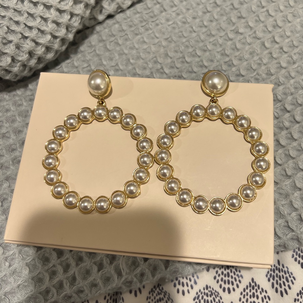 Express Pearl Oversized Hoop Earrings 15$